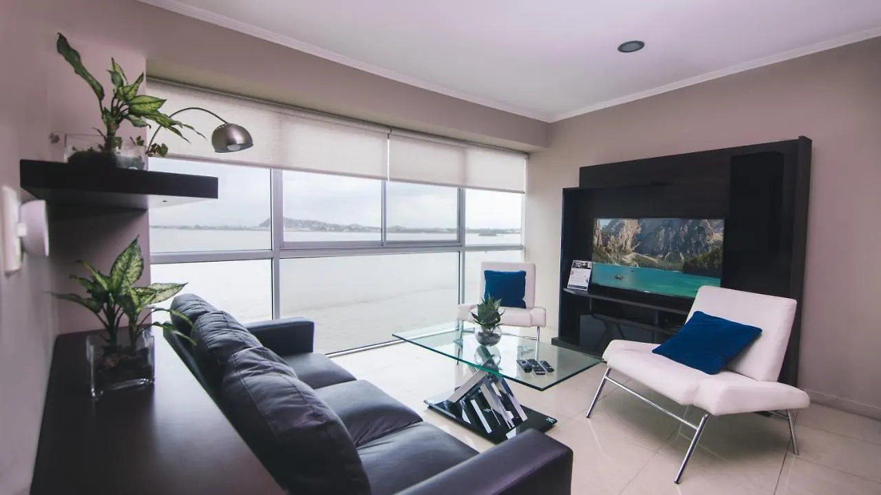 Riverfront I 1, Piso 4, Suite Vista Al Rio, Puerto Santa Ana, Guayaquil location