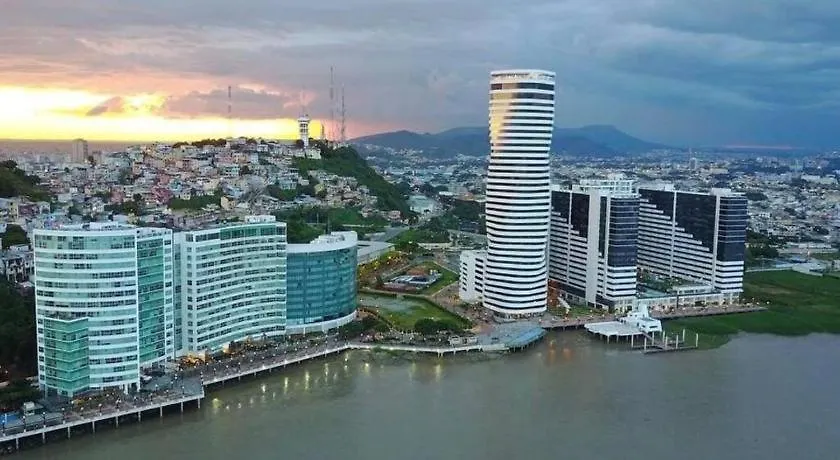 Riverfront I 1, Piso 4, Suite Vista Al Rio, Puerto Santa Ana, Guayaquil 0*,